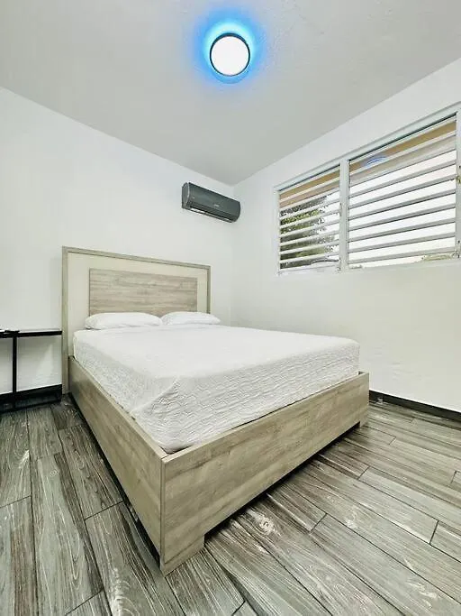 Pasavento - Family Modern Suite Aguadilla 0*,  Puerto Rico
